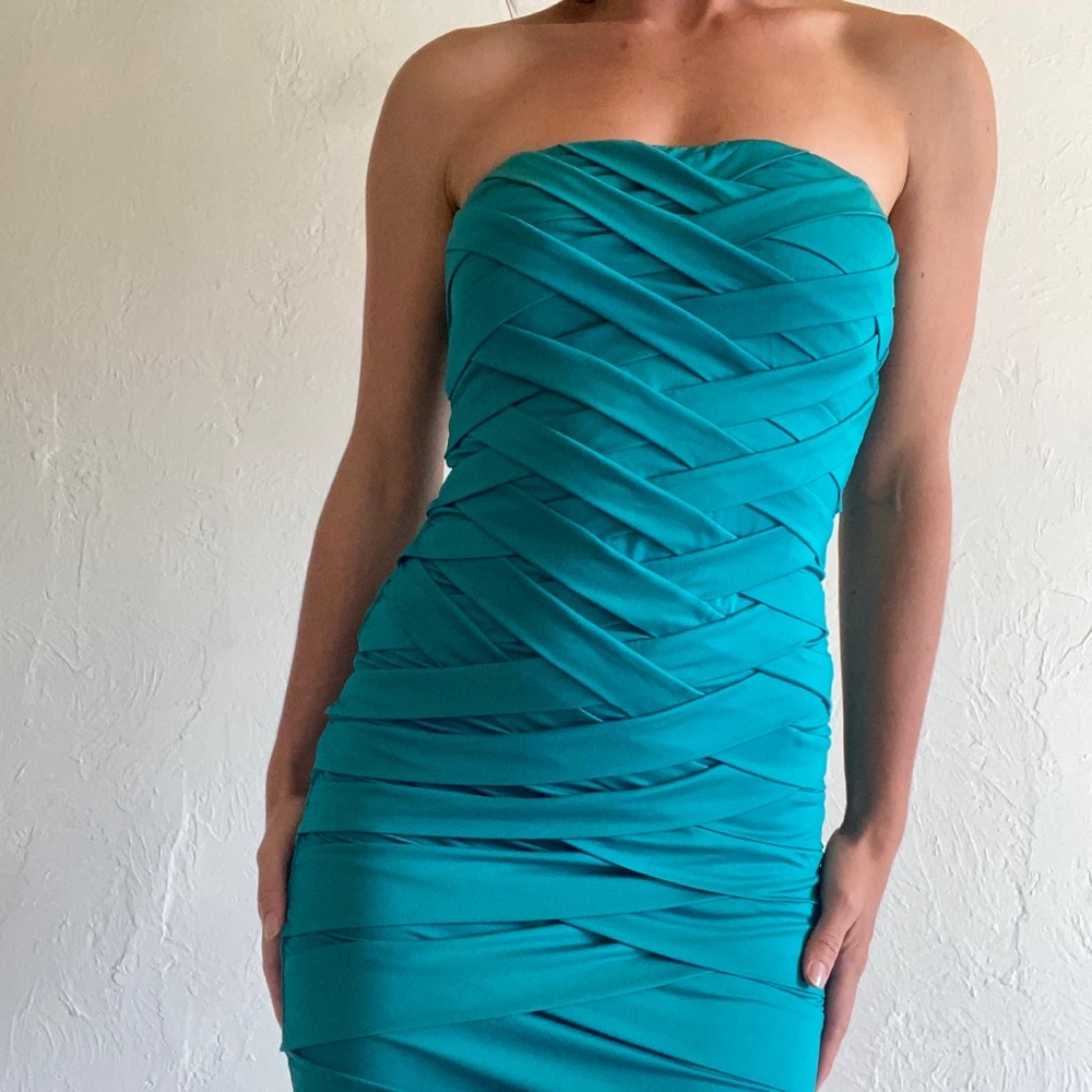 Forever 21, beautiful teal dress. Size small.